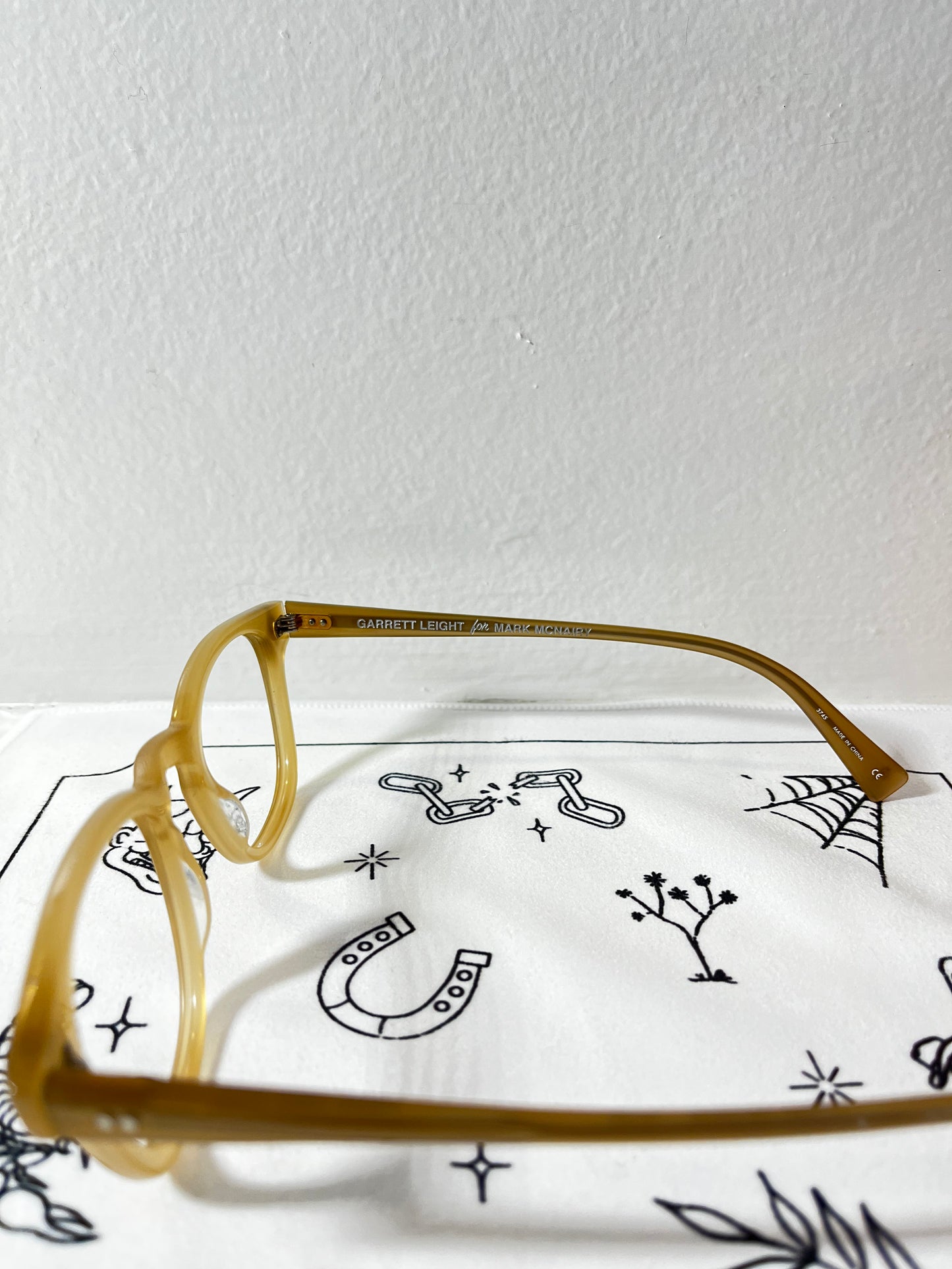 Garrett Leight X Mark McNairy - Valdese- Frame with Flip Clip (Bone)