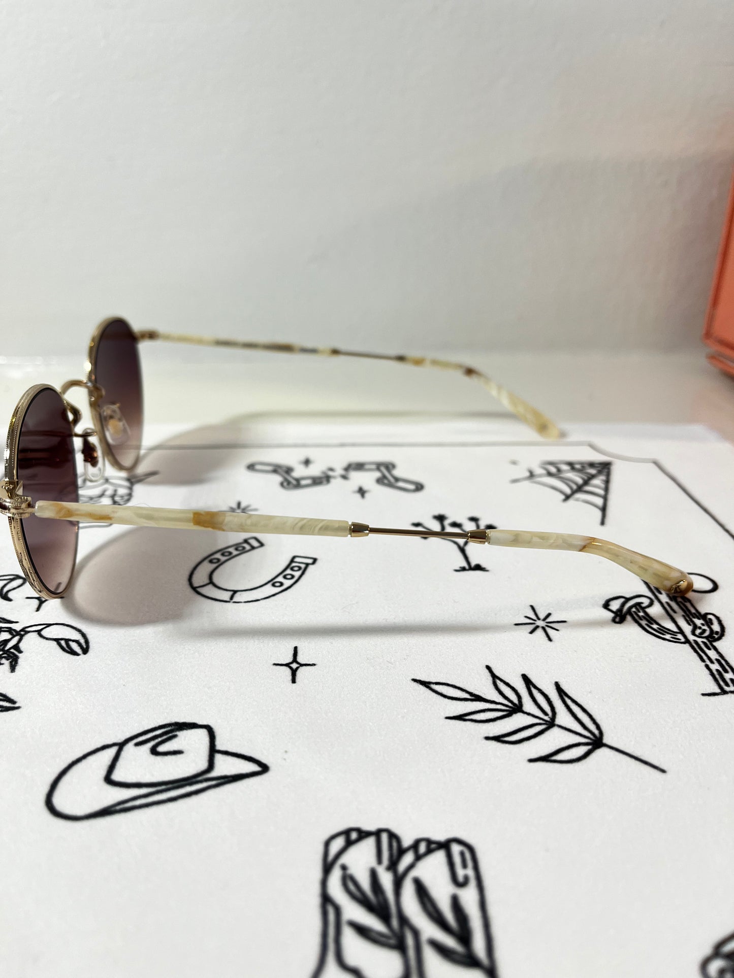 Garrett Leight - WILSON - Sunglass - (Gold/Brown Gradient)