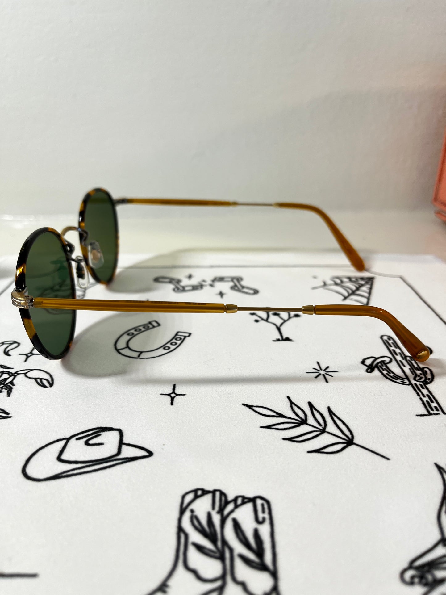Garrett Leight - WILSON - Sunglass - Tokyo Tortoise/ custom Installed Semi-Flat Green Glass Lens